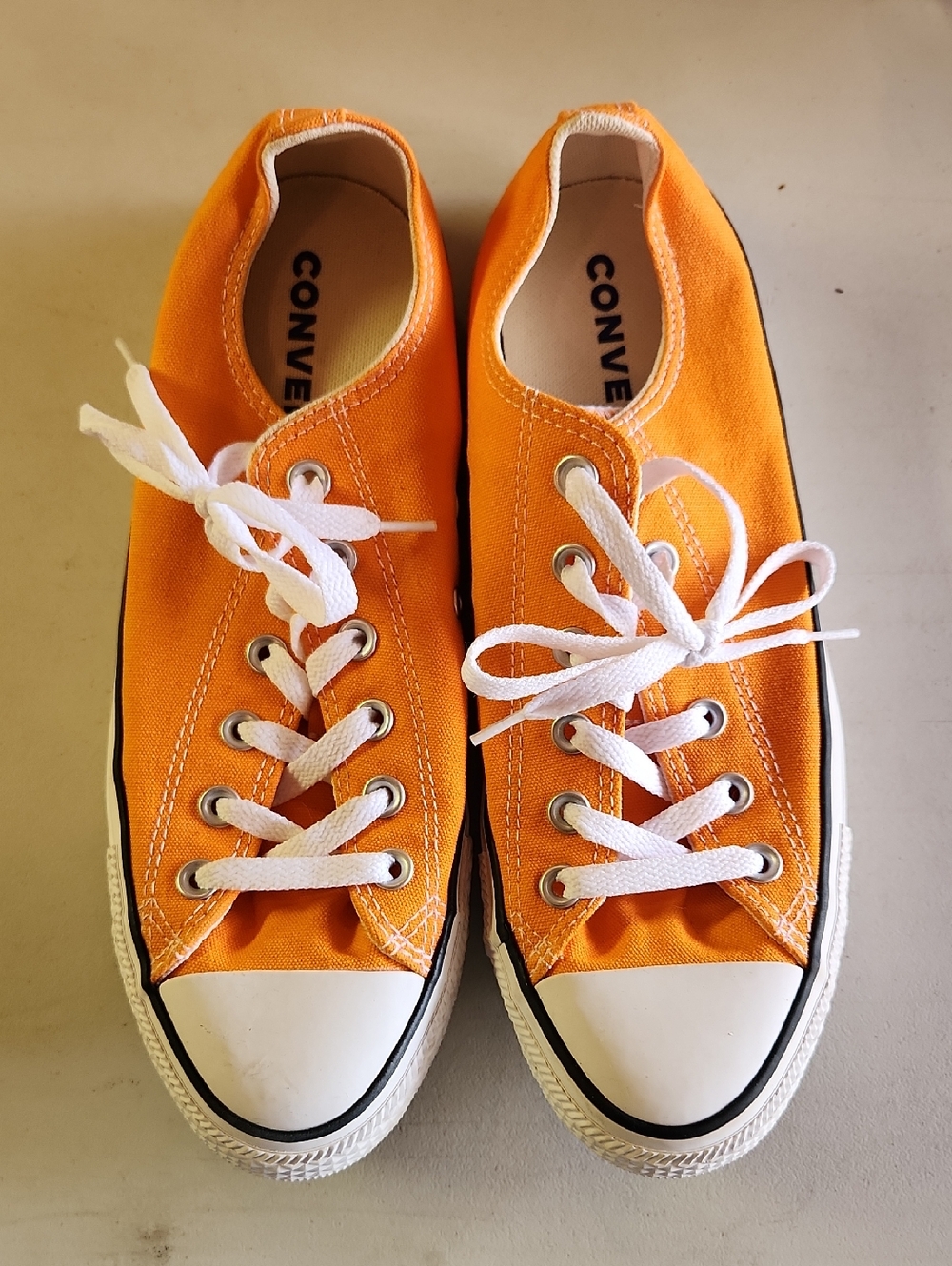 Converse Orange Canvas Low-Top Sneakers with White Laces Men 8 Women 10
